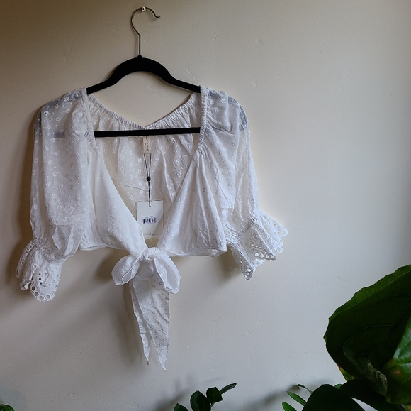 SWAPPED - NWT Daisy Chain Tie Top - Picture 4 of 12